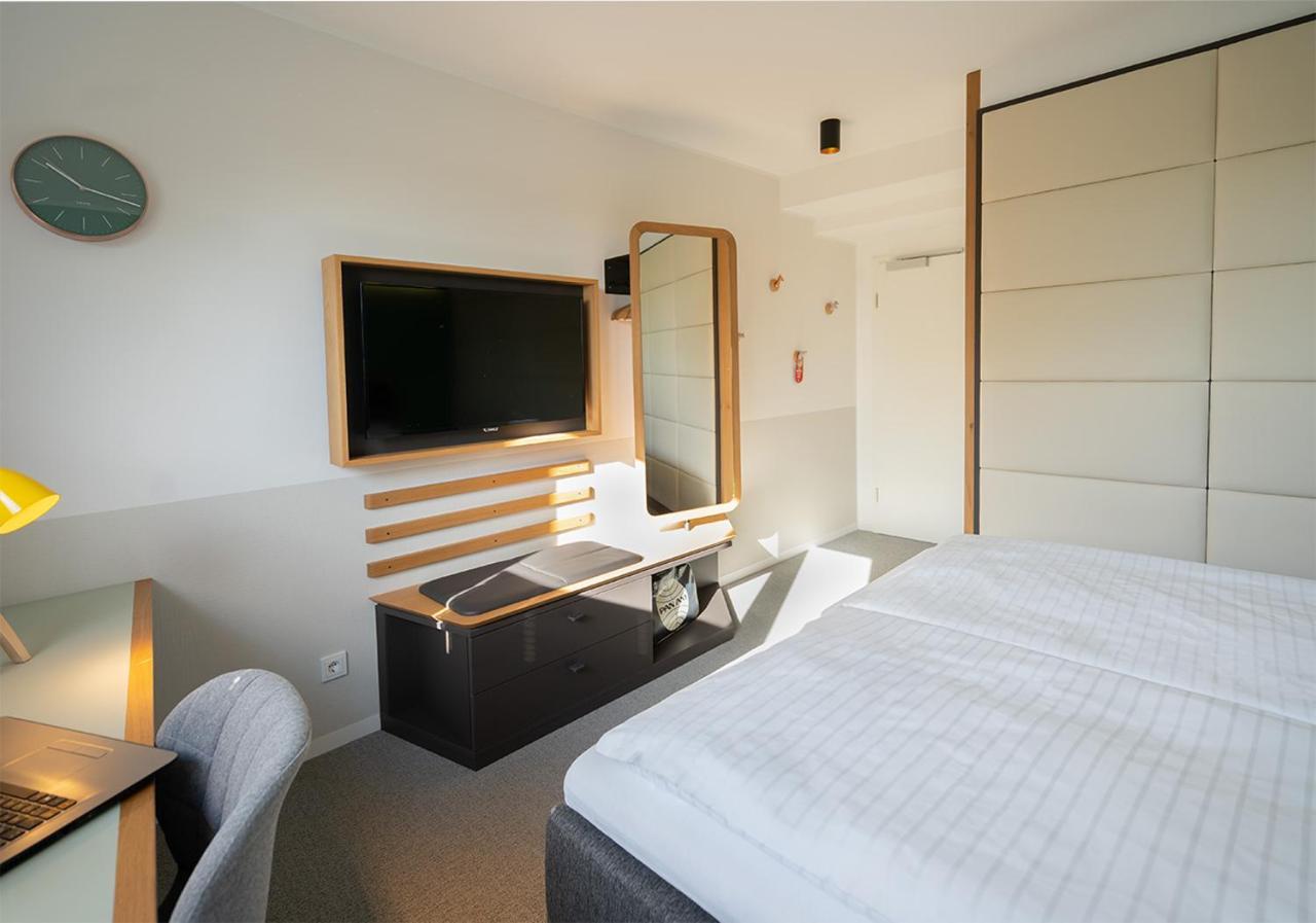 Hotel Am Leinritt Kahl am Main Buitenkant foto